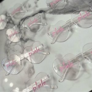 P!nk, pink trustfall tour sunglasses, pink summer carnival sunglasses, pink tour